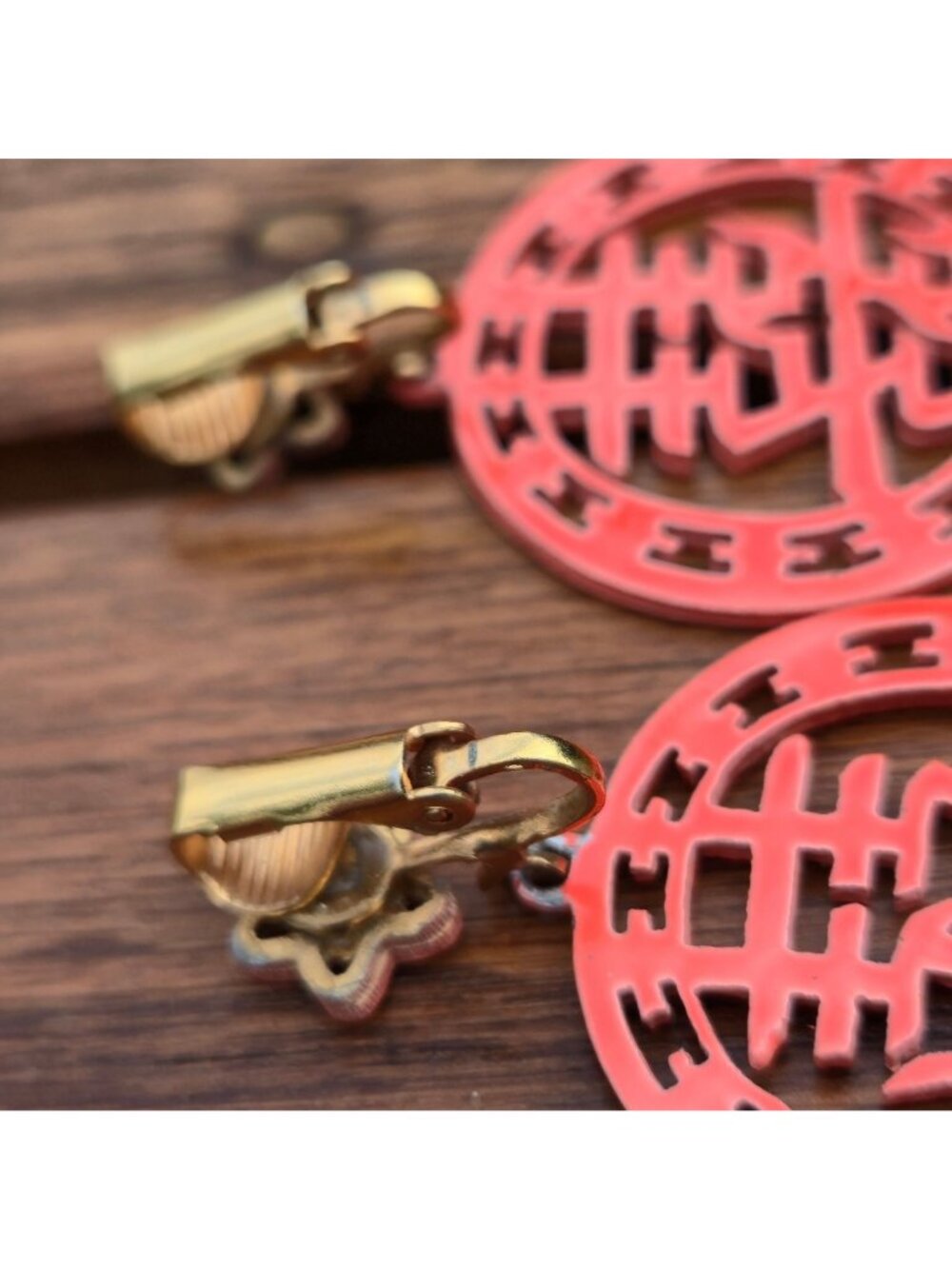Vintage Chinese Double Happiness Clip-On Dangle Earrings Red Cutout Floral boho - Picture 7 of 10